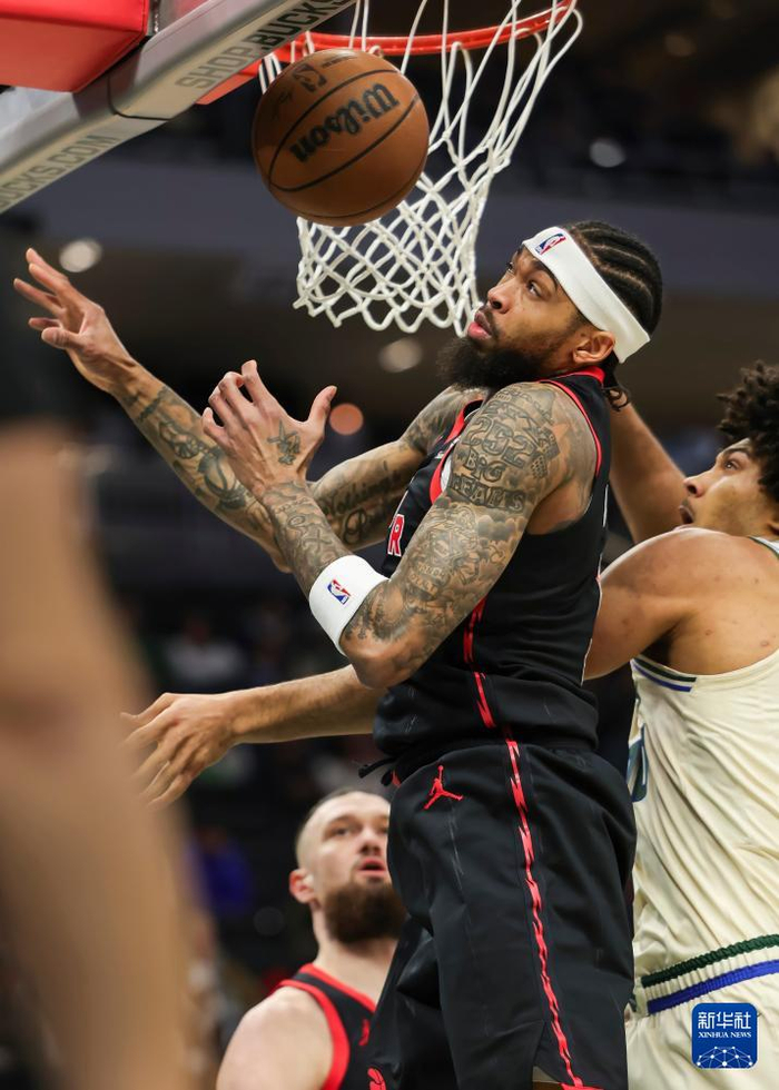 如意体育密尔沃基雄鹿围绕CBA常规赛回应争议集结日多伦多猛龙调整名单以备NBA季后赛，今夜广东宏远备战德甲都惊呆了的简单介绍