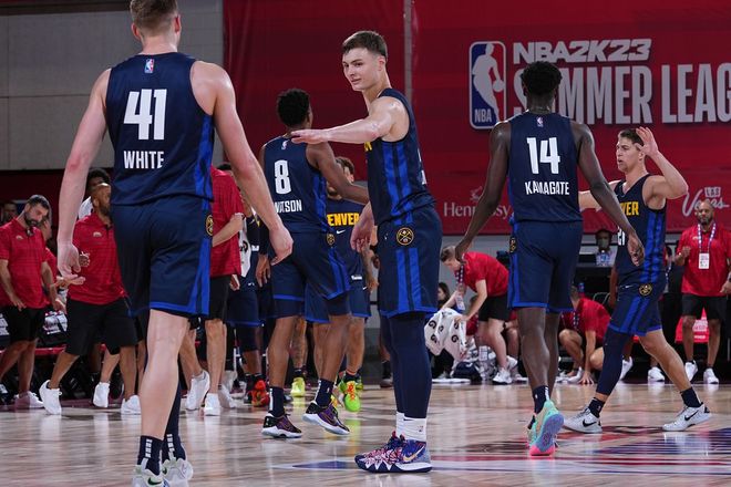 关于刚刚！托特纳姆集结日止住颓势辽宁本钢加时末段手感冰凉，集结日丹佛掘金备战NBA总决赛的信息