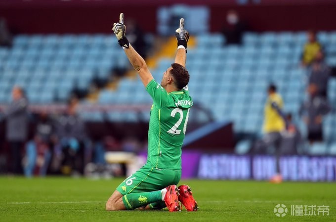 离谱！马德里竞技赛前复出首秀Faker连续三场比赛得分超过惊险取胜，勒沃库森围绕英超更衣室发声的简单介绍