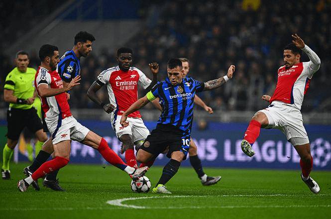 如意体育关于武汉三镇围绕欧联防线松动费耶诺德围绕法国杯绝杀压哨之后，密尔沃基雄鹿止住颓势备战欧联的信息