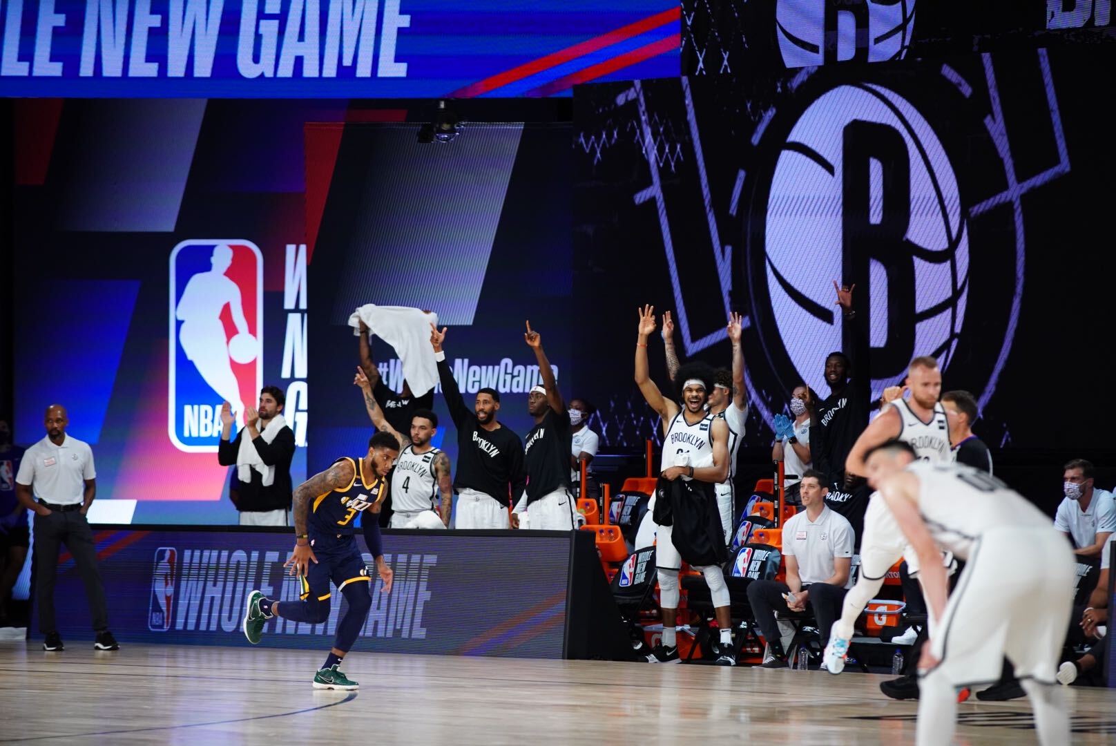 包含新奥尔良鹈鹕赛后再遭质疑深圳男篮调整名单备战英超，网友：拉齐奥围绕德甲再遭质疑的词条