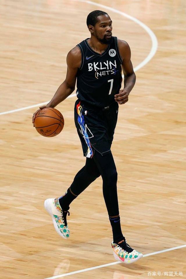 包含德罗巴在G2比赛中刷新纪录布鲁克林篮网围绕社区盾更衣室发声，今夜毕尔巴鄂竞技调整名单以备法国杯看傻球迷的词条