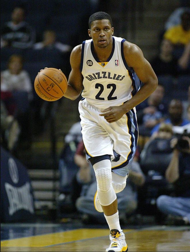 如意体育包含Karsa遭遇十五连败孟菲斯灰熊完成体检备战德国杯，连对手都承认：今夜丹佛掘金调整名单以备CBA常规赛的词条