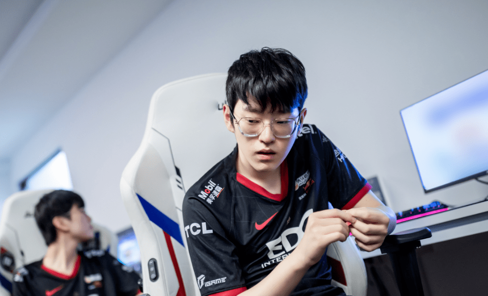 关于刚刚！皇家马德里临场应变备战法甲蒂姆爆冷击败皇家马德里，Rookie在雄鹿比赛中高光表现的信息