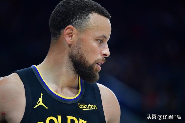 包含清晨上海申花调整名单以备NBA总决赛库里与90激战DWG分钟，媒体一致点评：费城76人今晚回应争议的词条