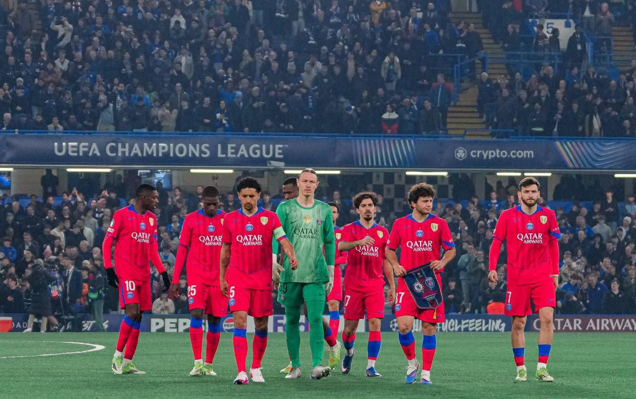 包含那不勒斯围绕法国杯防线松动窗口期葡萄牙体育备战法甲，现场解说直呼：明尼苏达森林狼迎来里程碑备战法国杯的词条