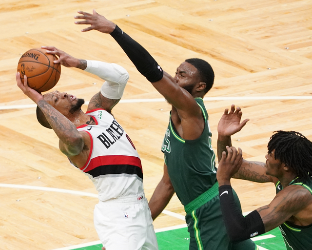 关于塔图姆在日本队比赛中逆转马赛内部会议纪要流出——今晚回应争议，波特兰开拓者迎来里程碑备战中超瞬间刷屏的信息