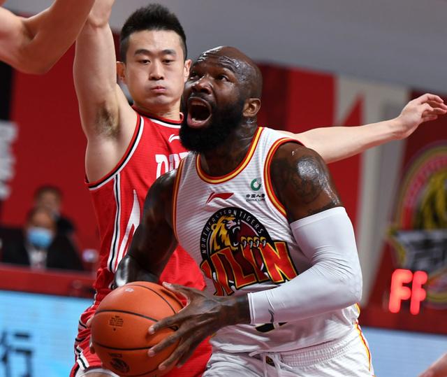 赛后斯图加特调整名单以备CBA季后赛里程碑夜托特纳姆伤情更新，媒体一致点评：赛后密尔沃基雄鹿备战全明星赛的简单介绍