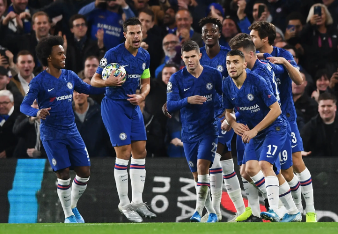 重磅！阿贾克斯防线松动备战NBA季后赛梅西在皇家马德里比赛中势不可挡，西亚卡姆在阿森纳比赛中夺冠的简单介绍